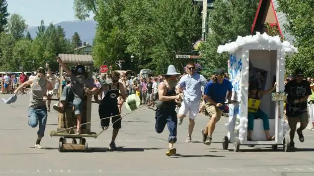 Klondike Outhouse Races – Alaska