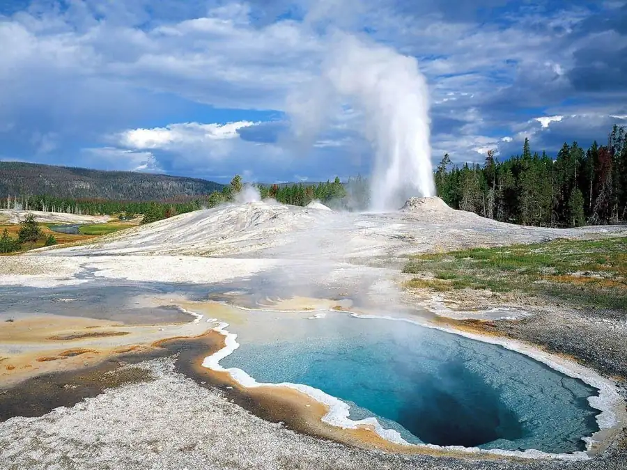 Wyoming travel guide