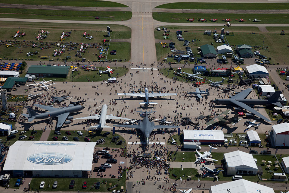 Wisconsin 16 localitytravel EAA AirVenture Oshkosh localitytravel
